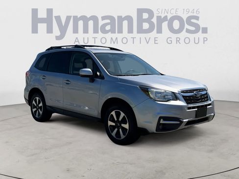Used 2017 Subaru Forester 2.5i Premium image 1