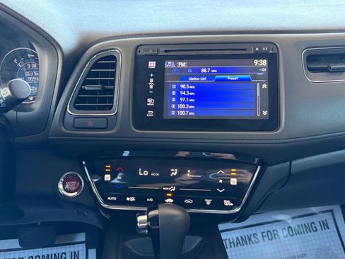 Used 2017 Honda HR-V EX image 23