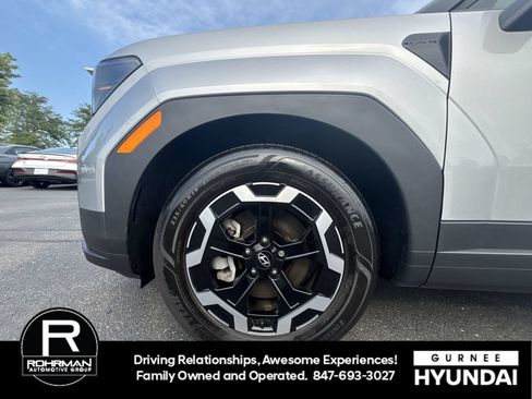 Used 2025 Hyundai Santa Fe SE AWD/4WD image 12