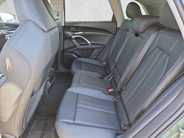Used 2025 Audi Q5 Premium Plus w/ Premium Plus AWD/4WD image 23
