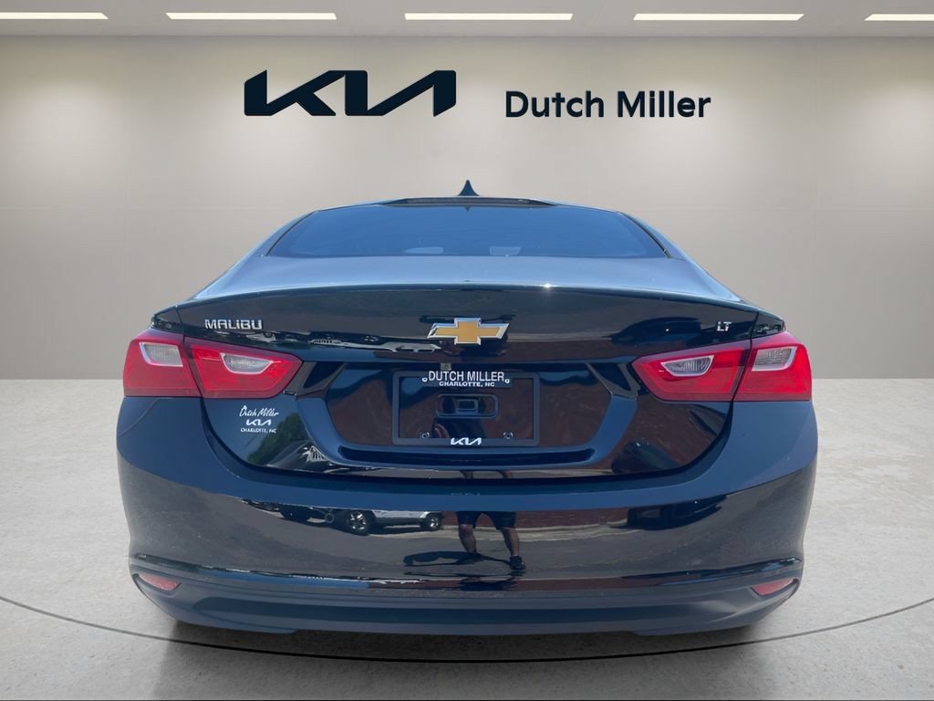 Used 2025 Chevrolet Malibu LT FWD image 3