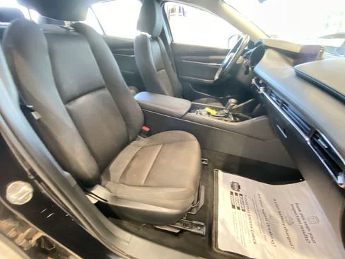 Used 2020 MAZDA MAZDA3 Sedan w/ Select Package FWD image 25