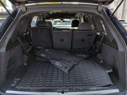 Used 2025 Audi Q7 3.0T Prestige AWD/4WD image 33