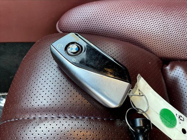 Used 2023 BMW 740i RWD image 34