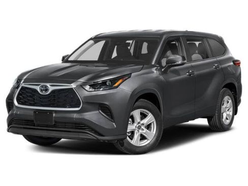 Used 2023 Toyota Highlander LE AWD/4WD image 4