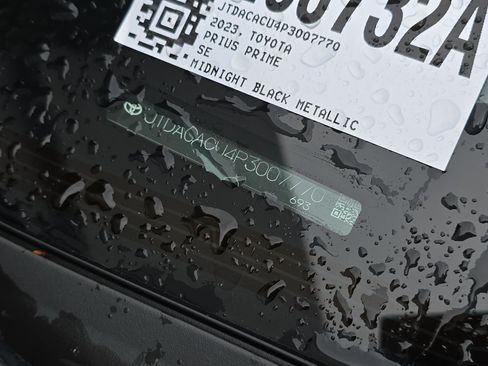 Used 2023 Toyota Prius Prime FWD image 3