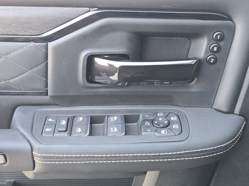 New 2026 RAM 3500 Limited image 19