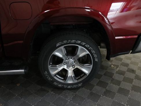 Used 2019 RAM 1500 Laramie image 8