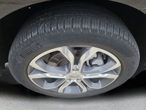 Used 2024 Chrysler Pacifica Pinnacle w/ Trailer Tow Group image 38