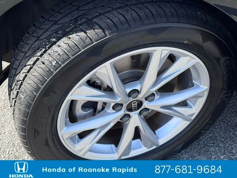 Used 2024 Audi Q3 2.0T Premium image 22