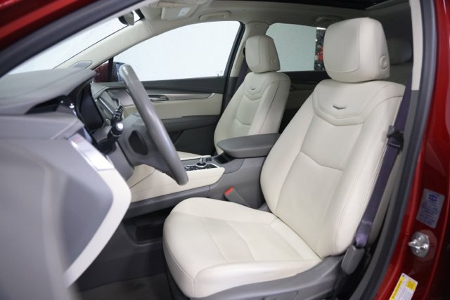 Used 2024 Cadillac XT5 Premium Luxury AWD/4WD image 19