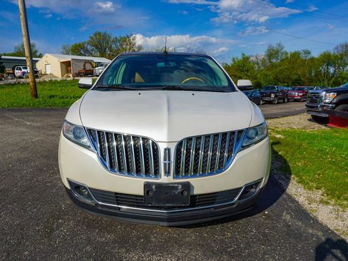Used 2013 Lincoln MKX AWD image 8