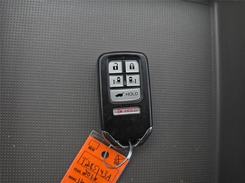 Used 2016 Honda Odyssey EX-L image 28