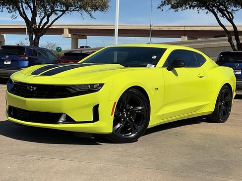 Used 2019 Chevrolet Camaro LT w/ RS Package image 2