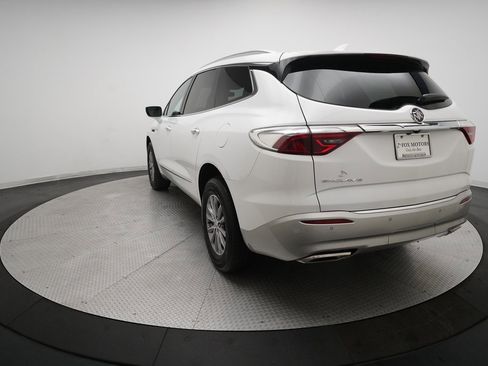 Used 2023 Buick Enclave Essence image 34
