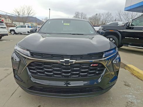 New 2026 Chevrolet Trax RS w/ Driver Confidence Package image 2