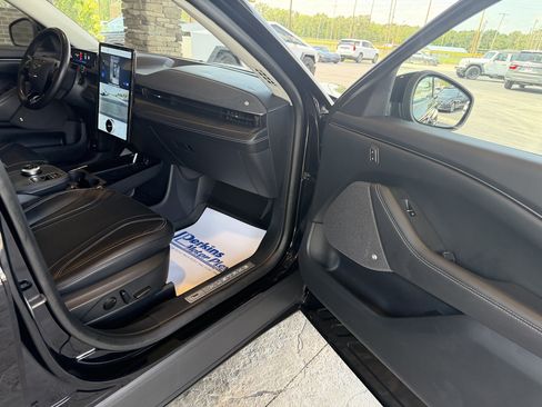 Used 2023 Ford Mustang Mach-E Premium RWD image 28