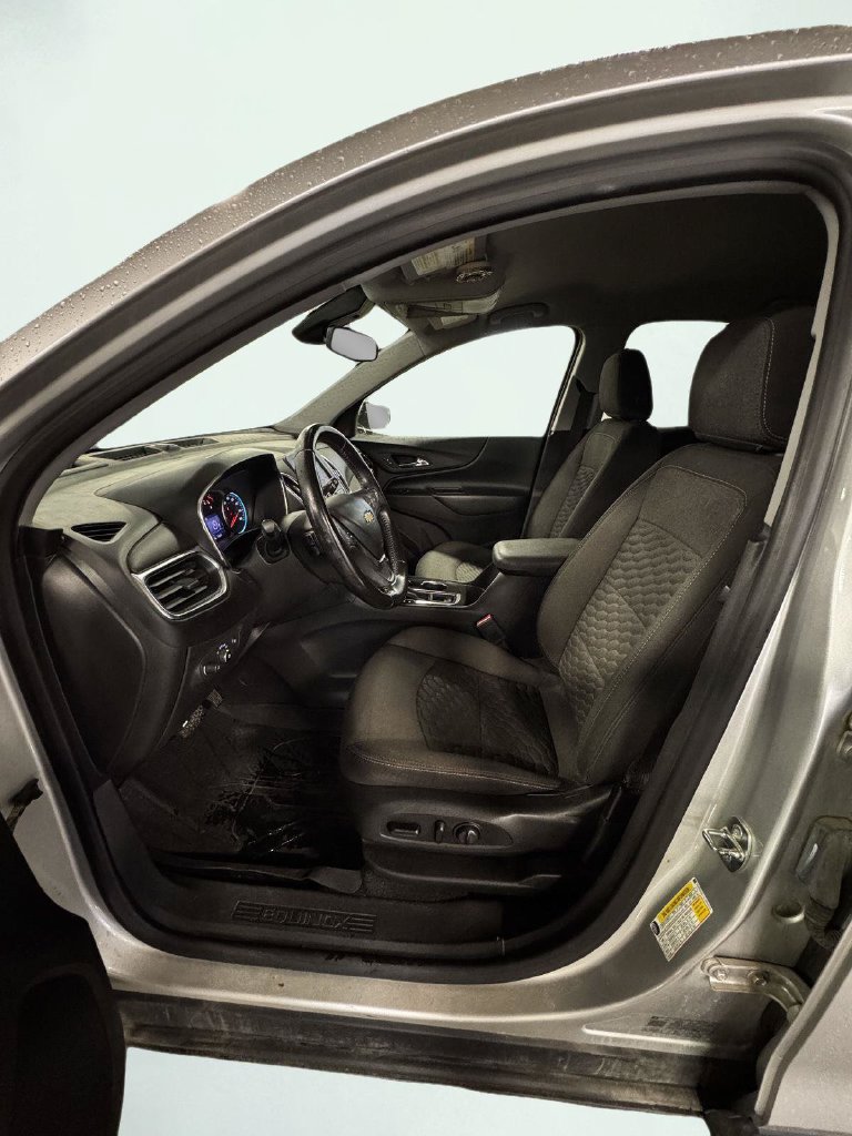 Used 2020 Chevrolet Equinox LT AWD/4WD image 14