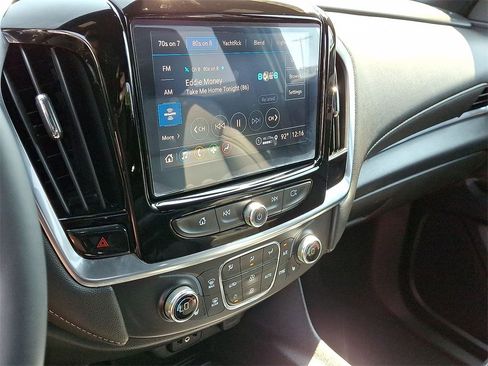 Certified 2023 Chevrolet Traverse LT image 15