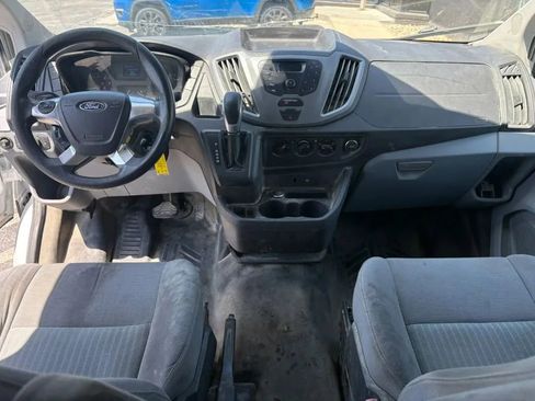 Used 2016 Ford Transit 250 130 Low Roof w/ Exterior Upgrade Package RWD image 12