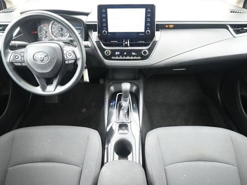 Used 2021 Toyota Corolla LE image 20