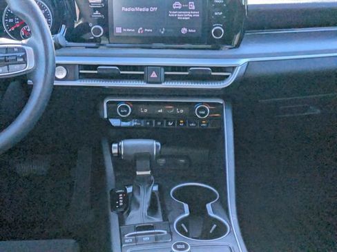 Used 2022 Kia K5 LXS image 18