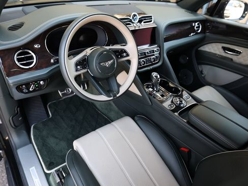 Certified 2022 Bentley Bentayga Speed AWD/4WD image 18