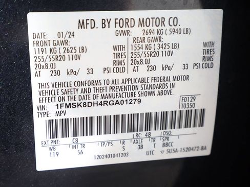 Used 2024 Ford Explorer XLT w/ Equipment Group 202A AWD/4WD image 55