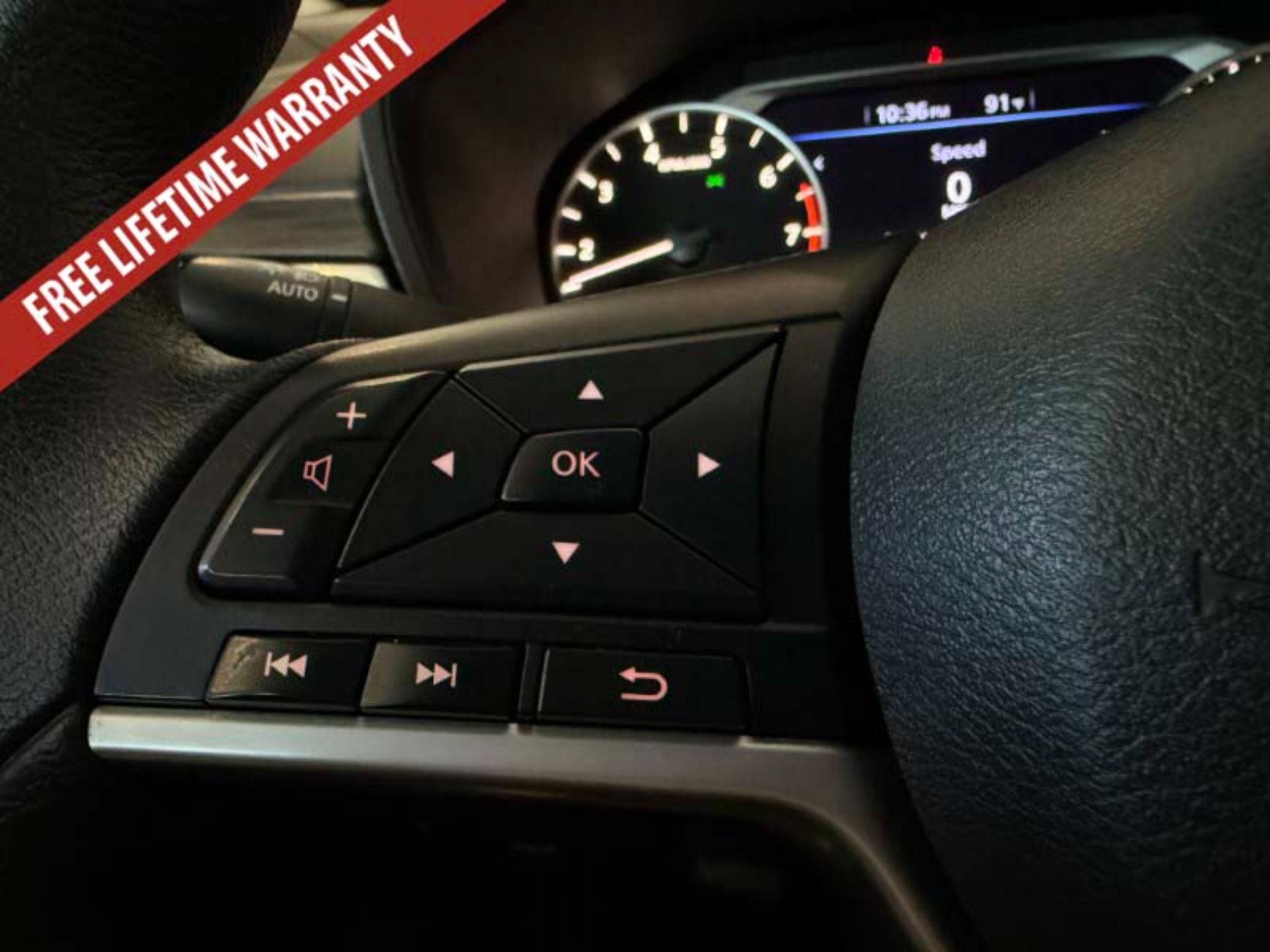 Used 2025 Nissan Altima 2.5 SV FWD image 32