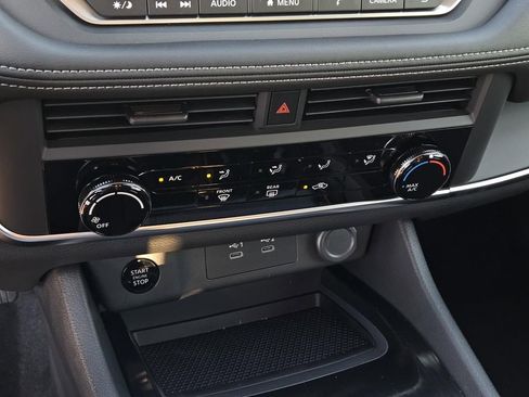 New 2026 Nissan Rogue S image 16