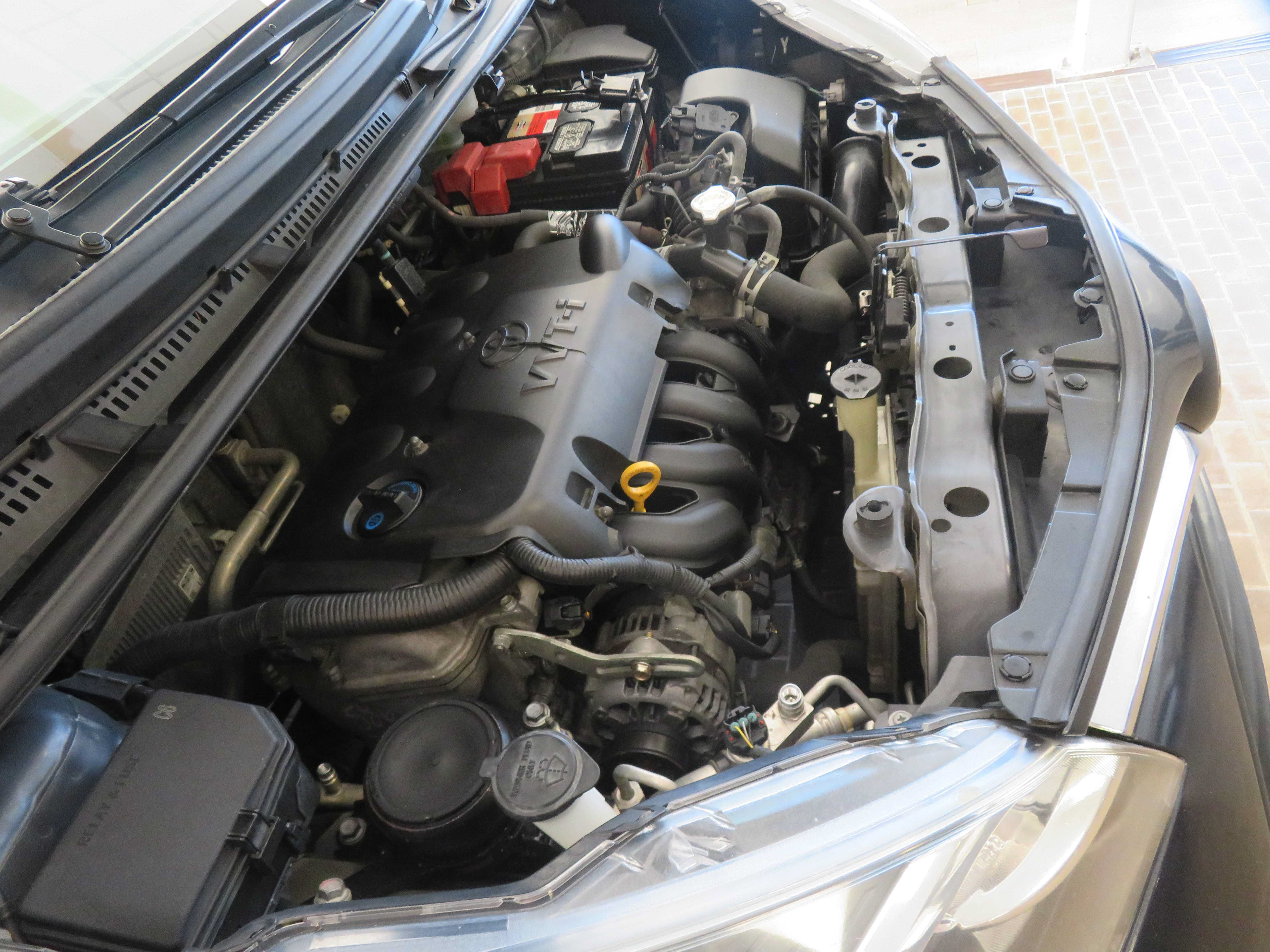 Used 2015 Toyota Yaris L FWD image 47