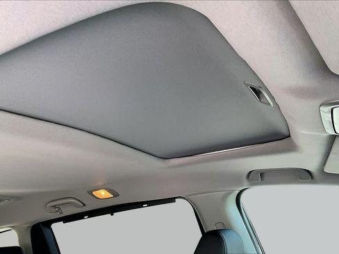 Certified 2023 Honda Odyssey EX-L image 13