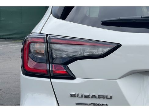 Used 2022 Subaru Outback Limited w/ Popular Package #2 image 14