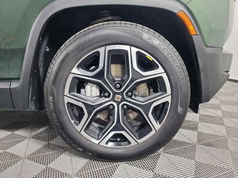Used 2025 Rivian R1T Adventure AWD/4WD image 11