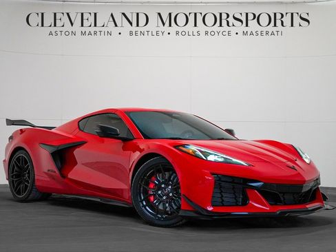 Used 2024 Chevrolet Corvette Z06 image 1
