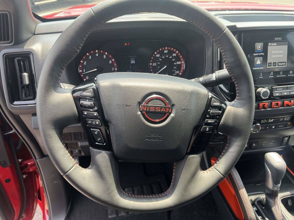 Used 2026 Nissan Frontier PRO-4X AWD/4WD image 16