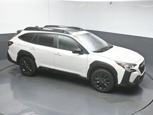 Used 2023 Subaru Outback Onyx Edition XT image 42