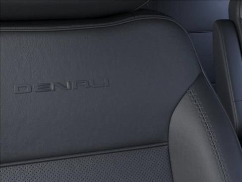 New 2026 GMC Yukon Denali RWD image 21