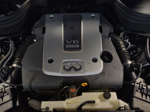 Used 2016 INFINITI QX50 2WD w/ Deluxe Touring Package image 30