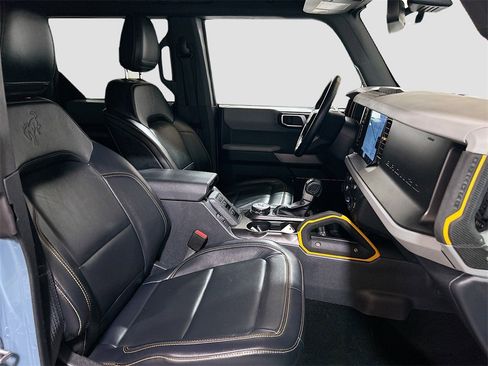 Used 2022 Ford Bronco Badlands image 25