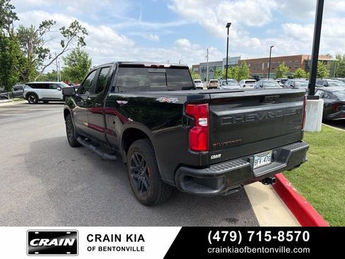 Used 2022 Chevrolet Silverado 1500 RST w/ Redline Edition AWD/4WD image 3