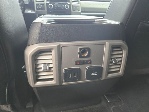 Used 2017 Ford F250 Lariat w/ Lariat Ultimate Package image 12