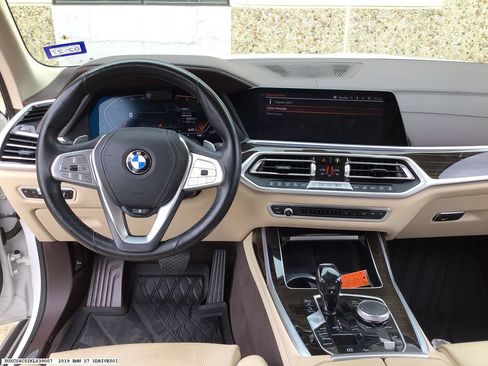 Used 2019 BMW X7 xDrive50i w/ Luxury Seating Package AWD/4WD image 12