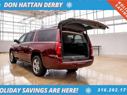 Used 2020 Chevrolet Suburban Premier w/ Max Trailering Package image 29