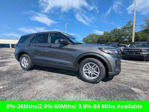 New 2026 Ford Explorer Active RWD image 3