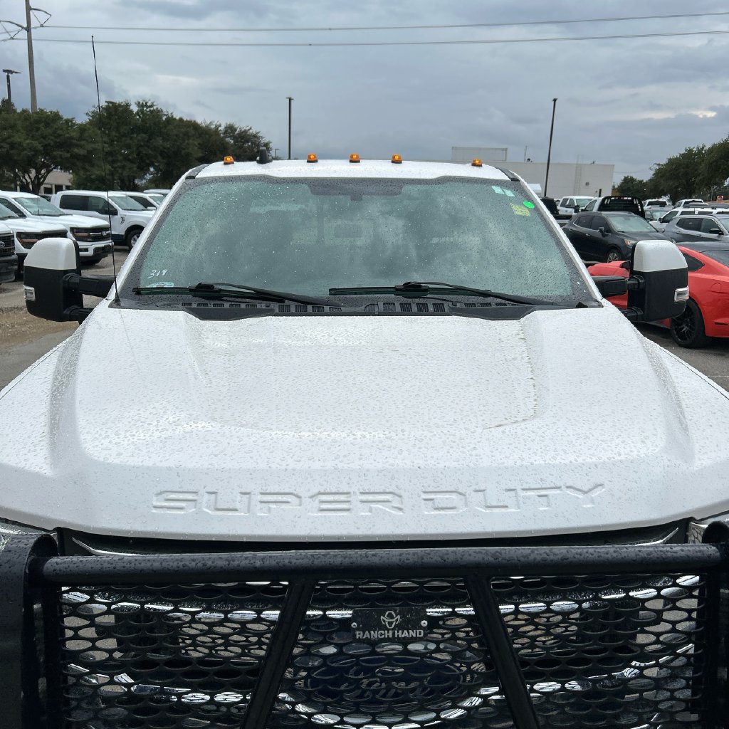 Used 2019 Ford F250 Lariat w/ Lariat Value Package AWD/4WD image 3