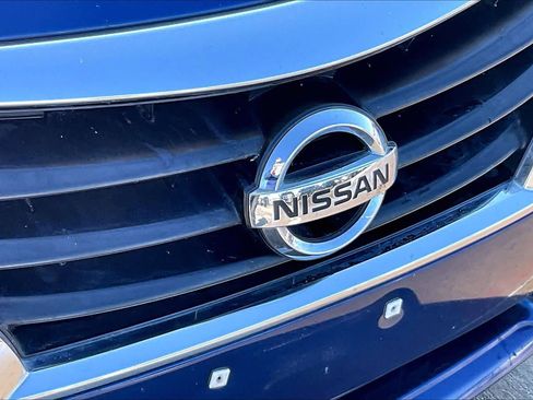 Used 2018 Nissan Versa SV image 28