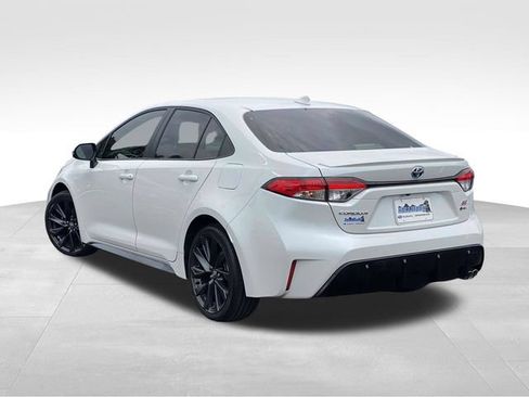 Used 2025 Toyota Corolla SE FWD image 10