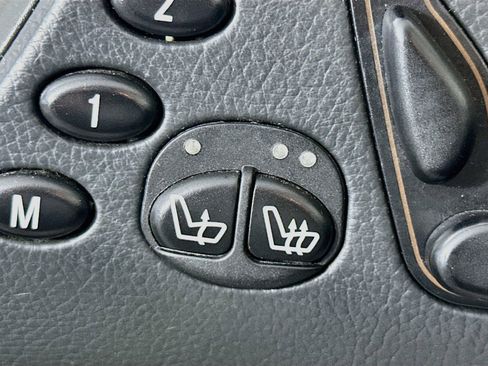 Used 2006 Mercedes-Benz S 430 4MATIC image 18