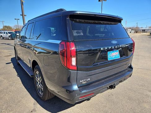 New 2026 Ford Expedition Max Active image 9